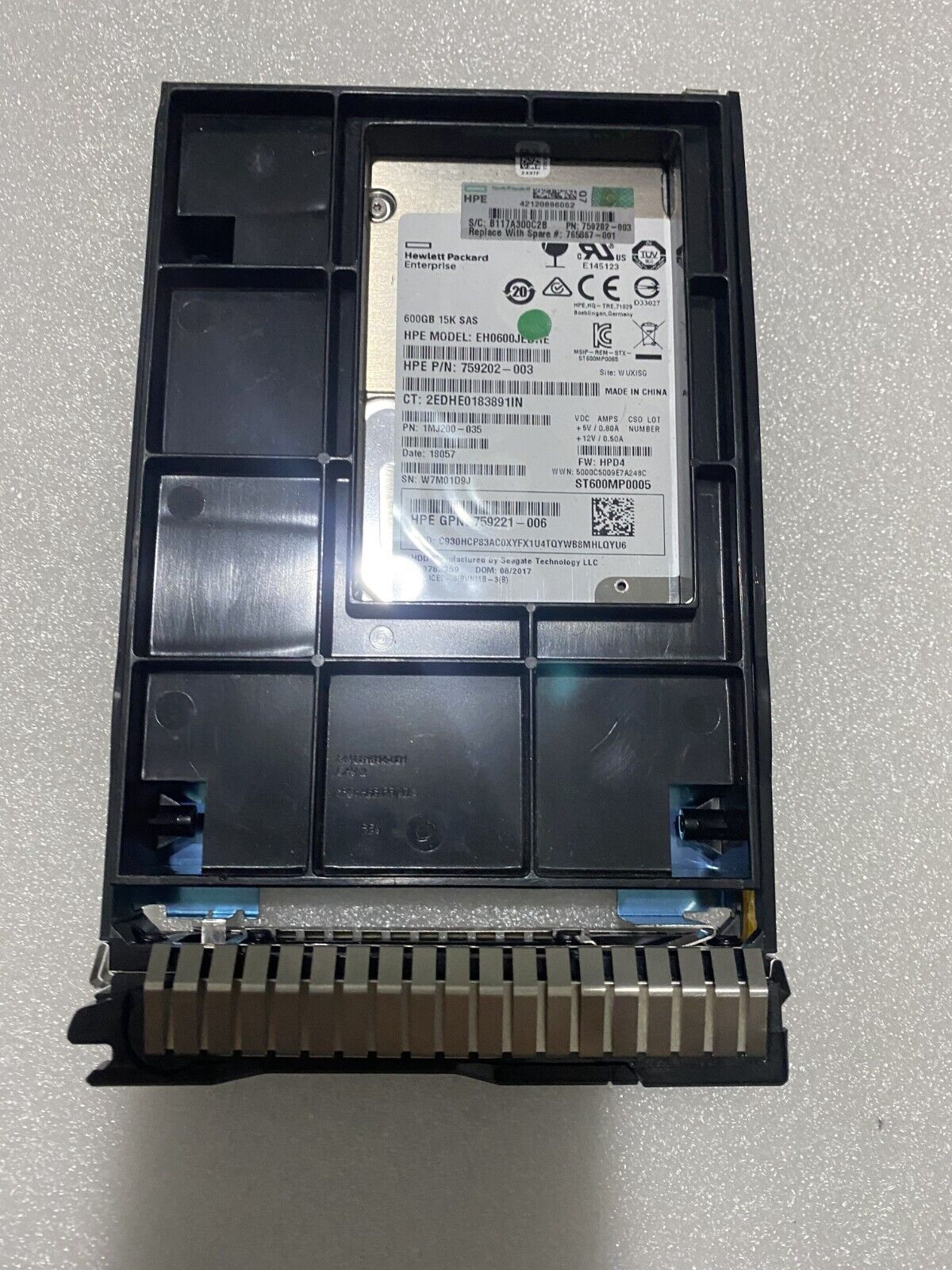 Disco 765424-B21 765867-001 HP Enterprise 600GB 12G 15K 3.5" LFF SC Hard Drive 888182854433 - AloTechInfoUSA