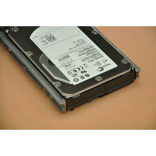 Disco DELL 1900 1950 2900 2950 R900 73GB 15K 3.5 LFF SAS Hard Drive w/Caddy ST373455SS - MFerraz Tecnologia